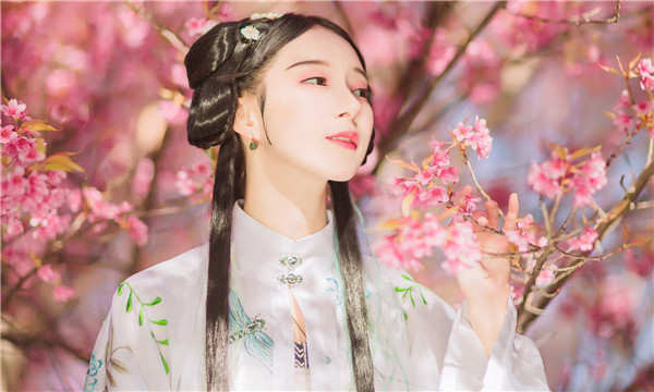 龙文供卵试管婴儿：助您实现家庭梦想的科学方案